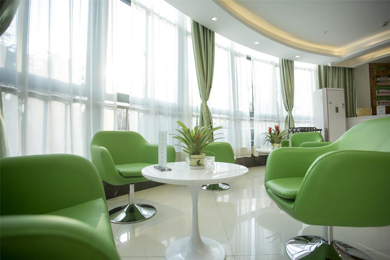 Hotel Vatica International Tourism Luoshan Road Subway Station 3*